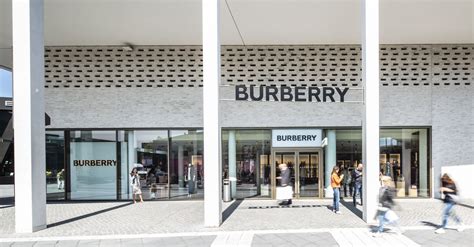 burberry wiesbaden|Geschäfte für BURBERRY in Wiesbaden .